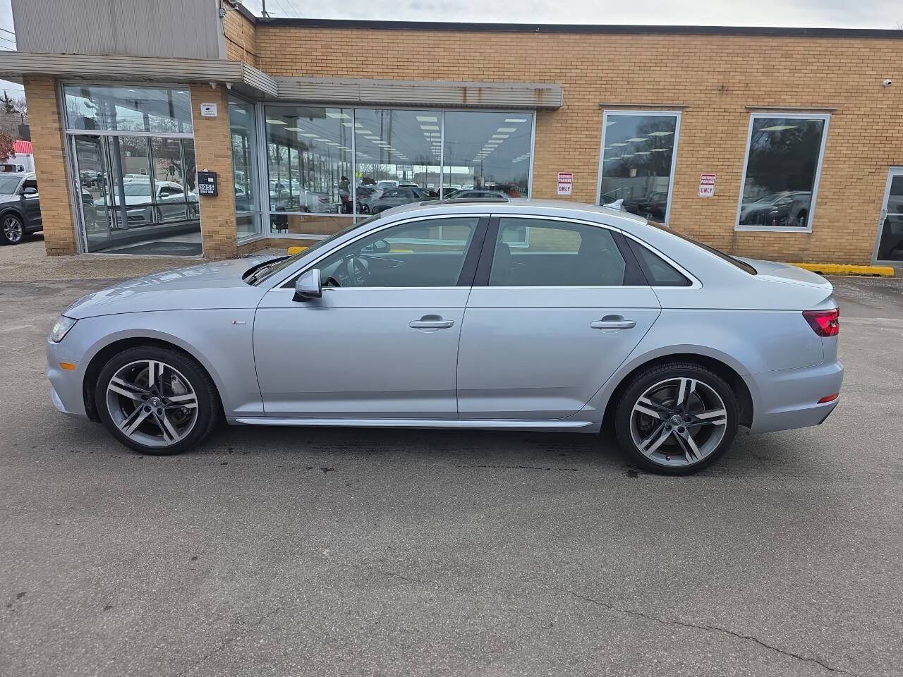 2018 Audi A4 Premium Plus — Sedan — 92,657 mi — Grand Rapids, MI