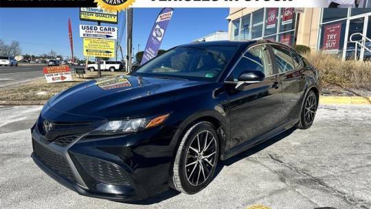 2022 Toyota Camry SE — Sedan — 53,846 mi — Sterling, VA