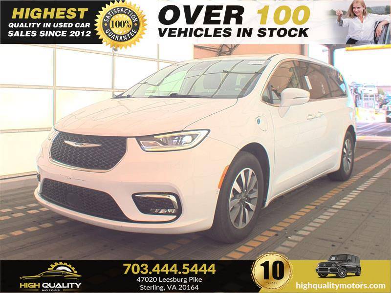 2022 Chrysler Pacifica Hybrid Touring L — Minivan — 67,995 mi — Sterling, VA