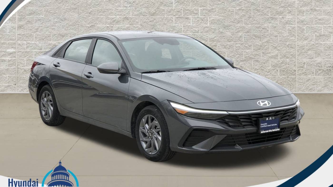 2024 Hyundai Elantra SEL — Sedan — 11,280 mi — Jefferson City, MO