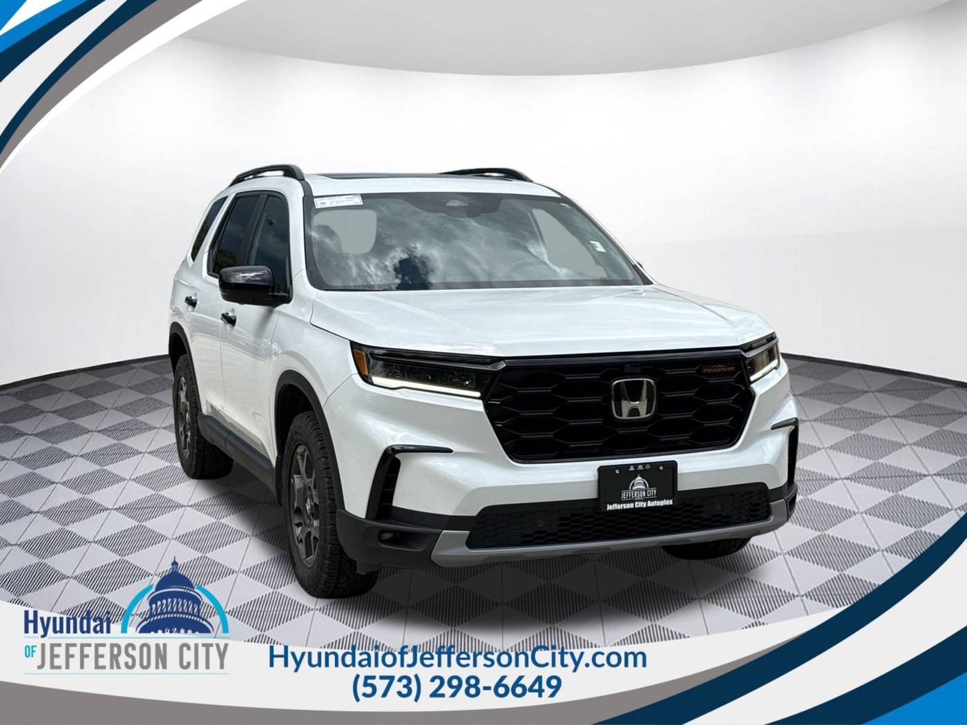 2025 Honda Pilot TrailSport — SUV — 5,529 mi — Jefferson City, MO