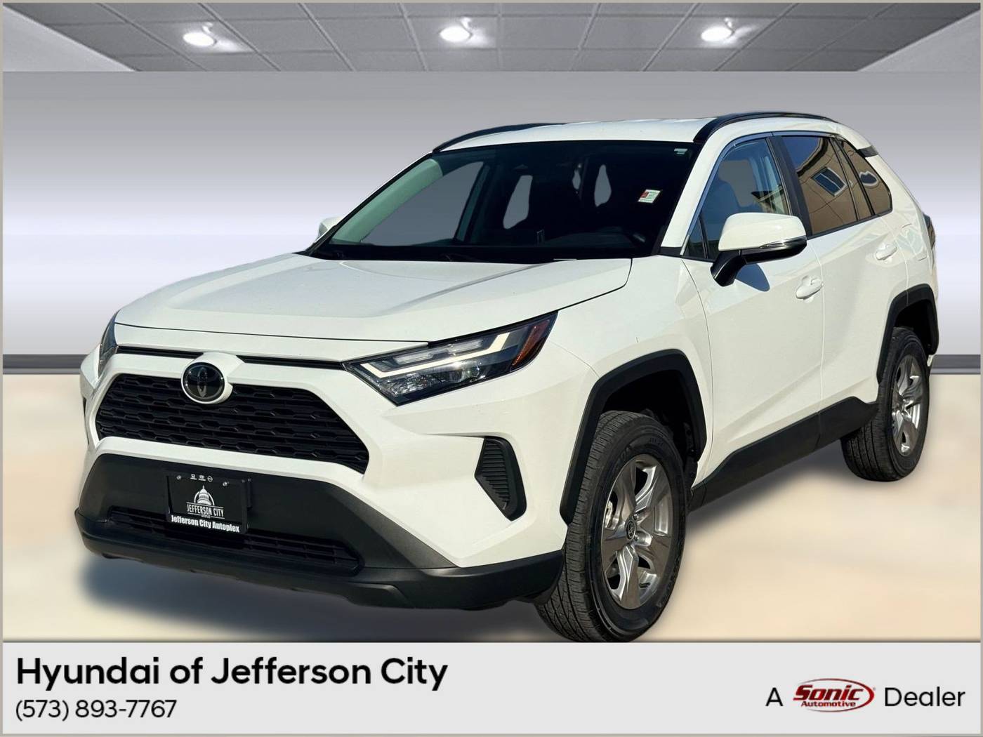 2022 Toyota RAV4 XLE — SUV — 14,746 mi — Jefferson City, MO