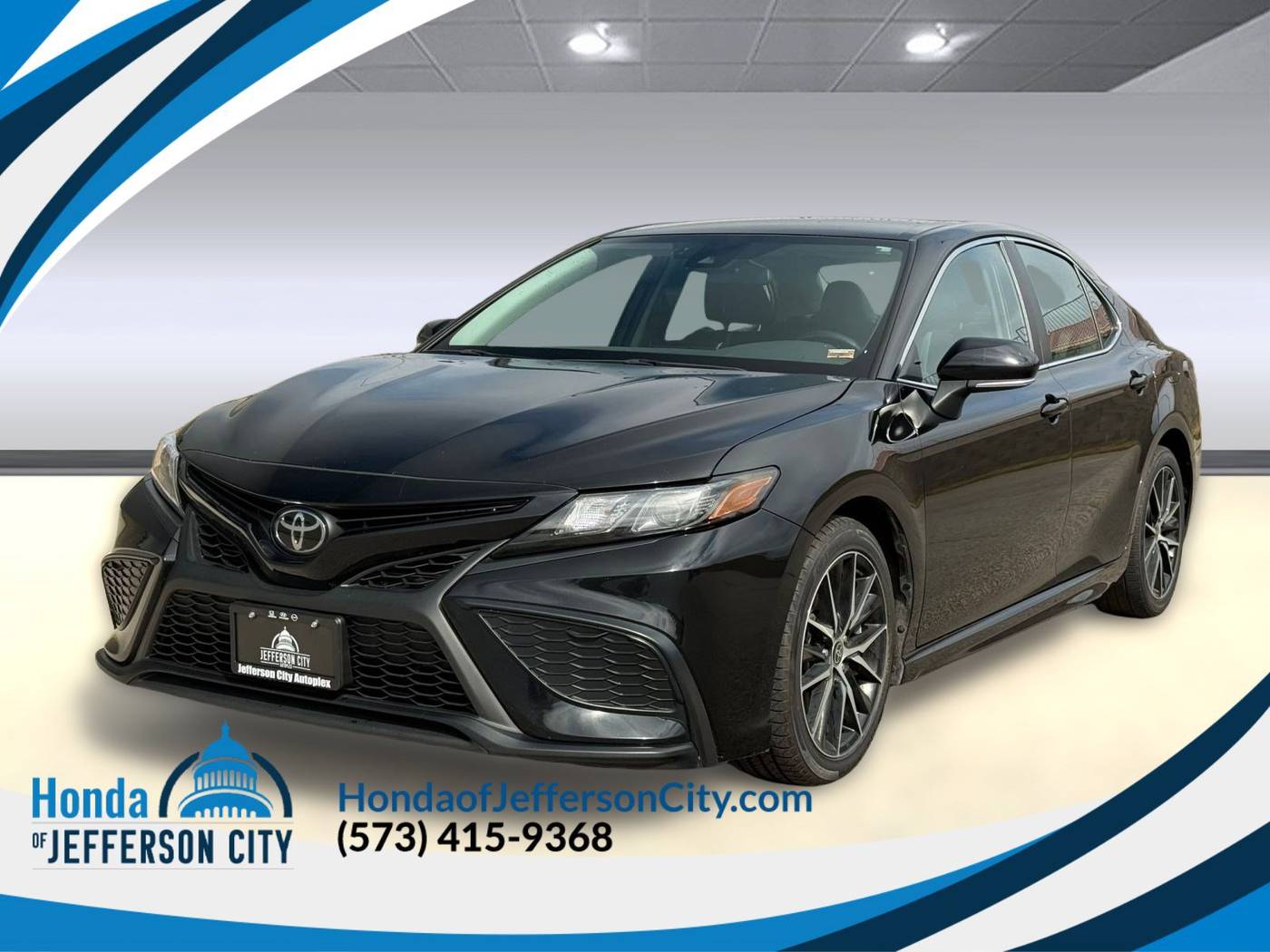 2023 Toyota Camry SE — Sedan — 61,850 mi — Jefferson City, MO