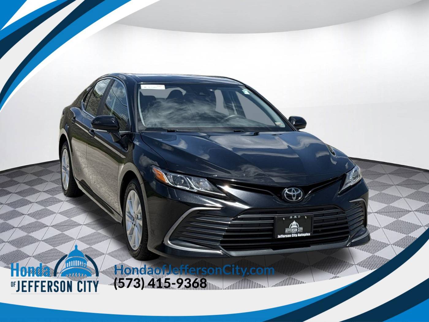 2023 Toyota Camry LE — Sedan — 74,856 mi — Jefferson City, MO