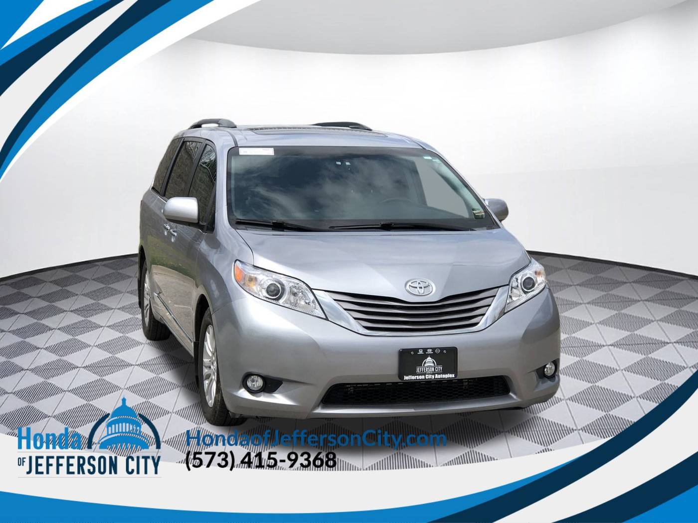 2017 Toyota Sienna XLE — Minivan — 96,421 mi — Jefferson City, MO