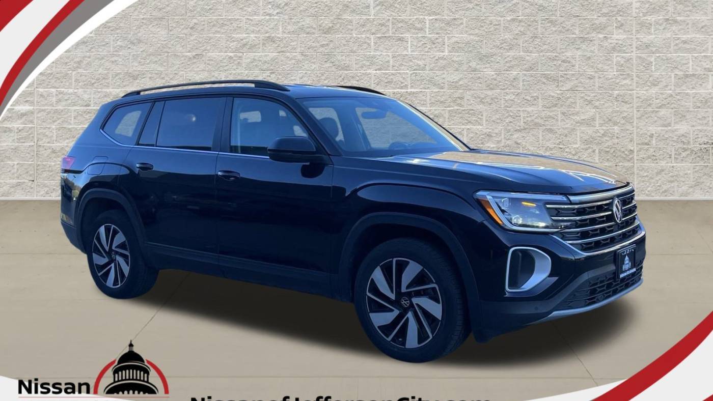 2024 Volkswagen Atlas SE with Technology — SUV — 32,130 mi — Jefferson City, MO