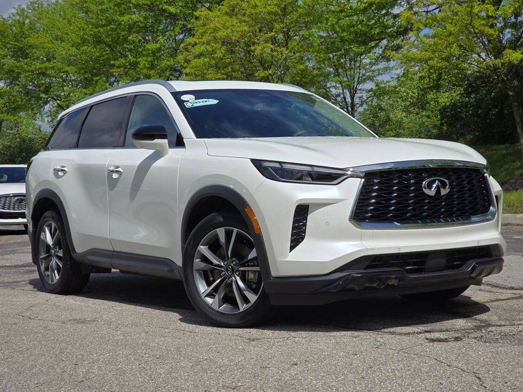2025 INFINITI QX60 LUXE — SUV — 4,897 mi — Dublin, OH
