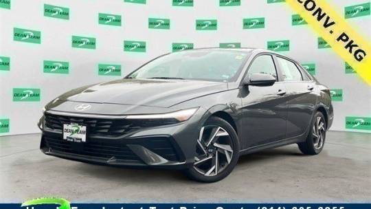 2024 Hyundai Elantra SEL — Sedan — 9,048 mi — Ballwin, MO