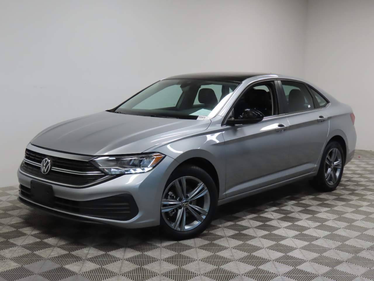 2024 Volkswagen Jetta SE — Sedan — 33,291 mi — Tempe, AZ