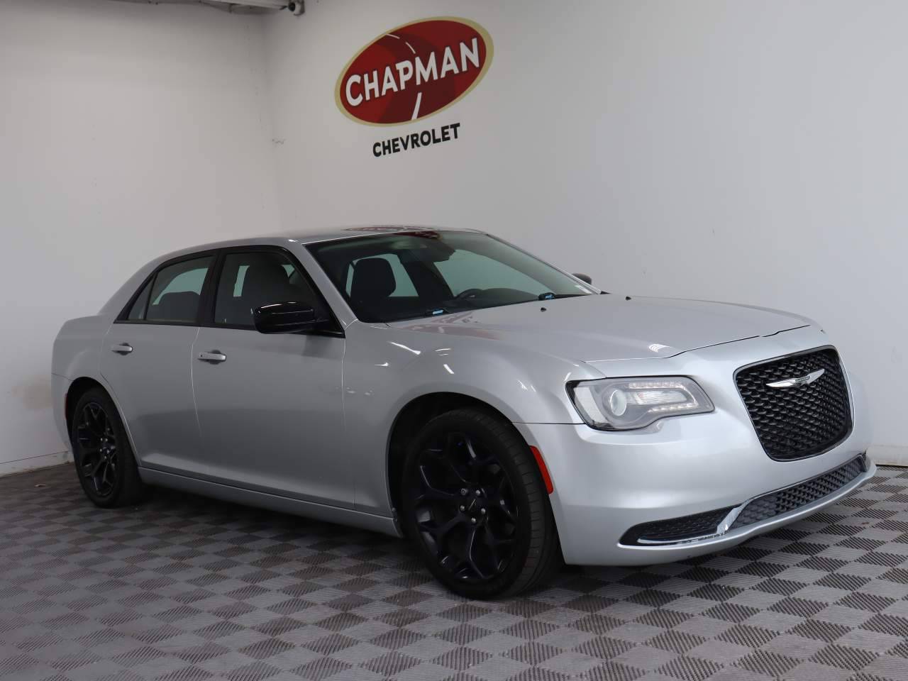 2019 Chrysler 300 Touring — Sedan — 93,006 mi — Tempe, AZ
