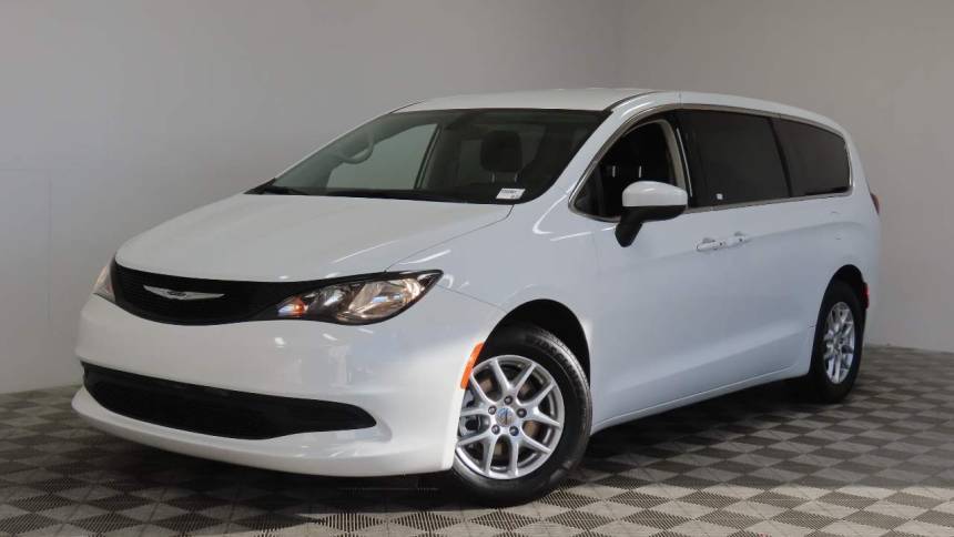 2022 Chrysler Voyager LX — Minivan — 52,851 mi — Tempe, AZ