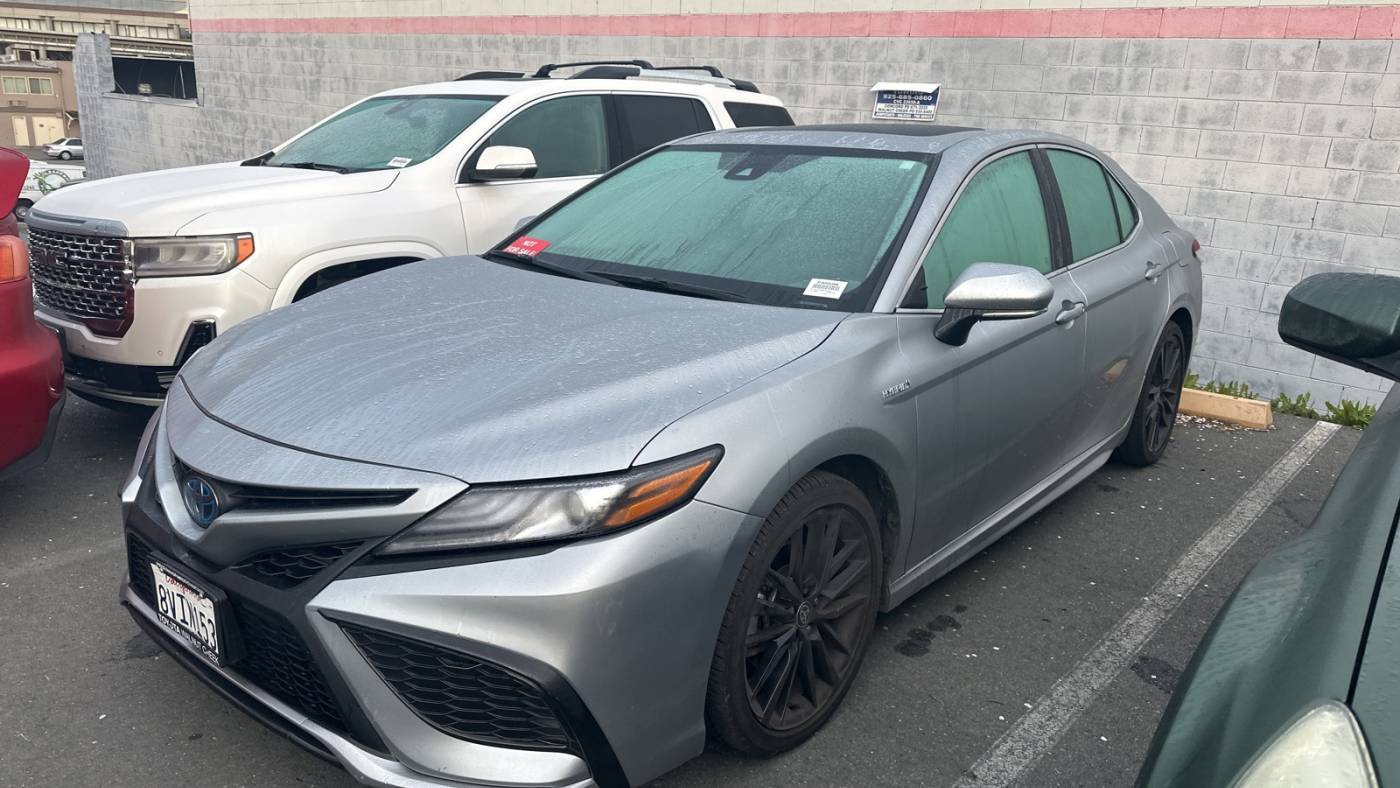 2021 Toyota Camry Hybrid XSE — Sedan — 10,728 mi — Walnut Creek, CA
