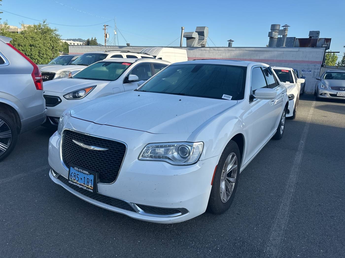 2016 Chrysler 300 Limited — Sedan — 94,170 mi — Walnut Creek, CA