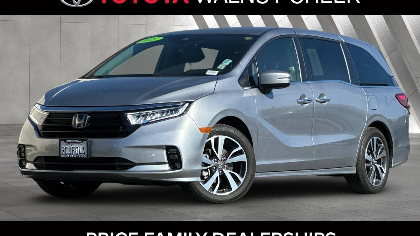 2023 Honda Odyssey Touring — Minivan — 25,483 mi — Walnut Creek, CA