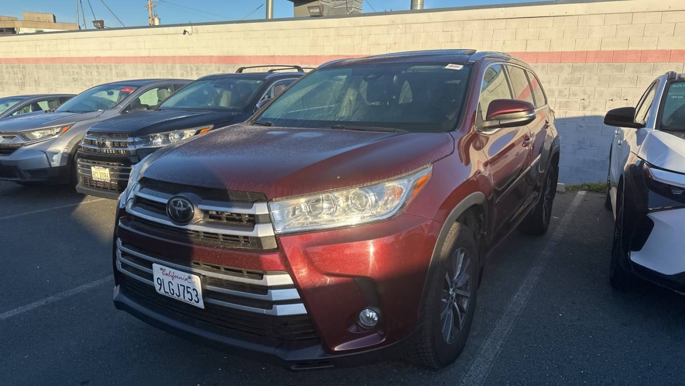 2017 Toyota Highlander XLE — SUV — 185,903 mi — Walnut Creek, CA