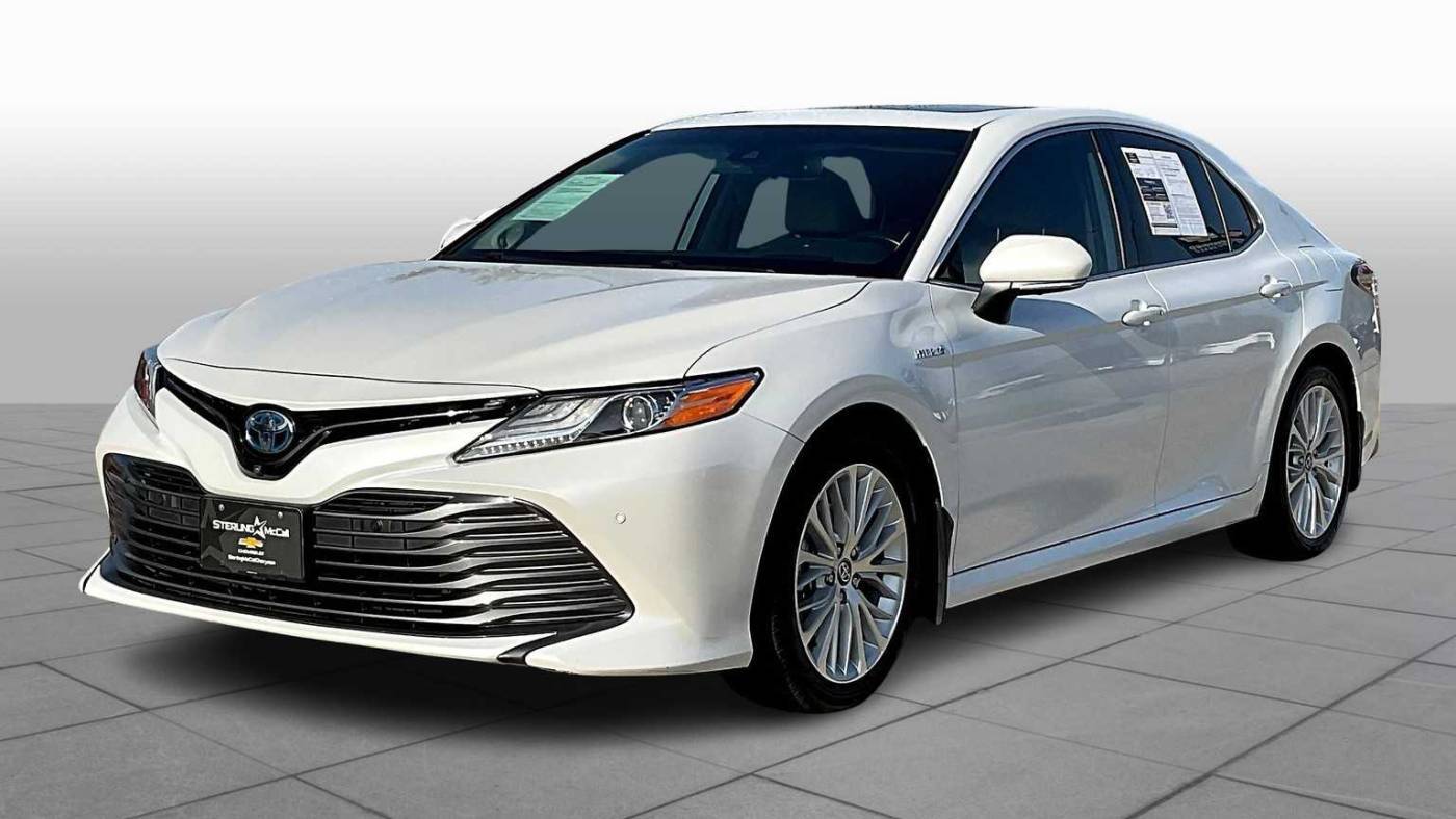 2020 Toyota Camry Hybrid XLE — Sedan — 102,604 mi — Houston, TX