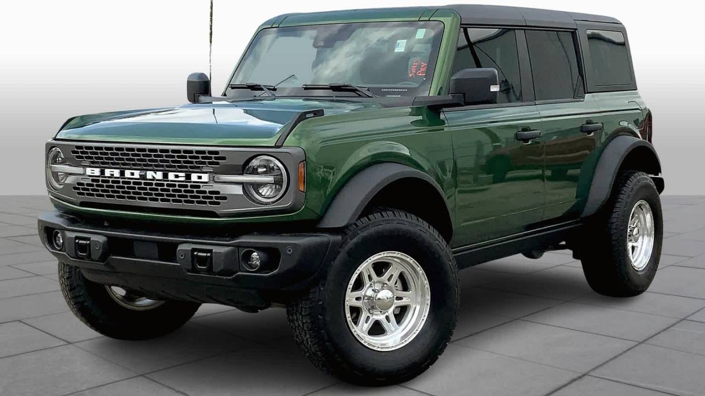 2023 Ford Bronco Badlands — SUV — 49,642 mi — Houston, TX
