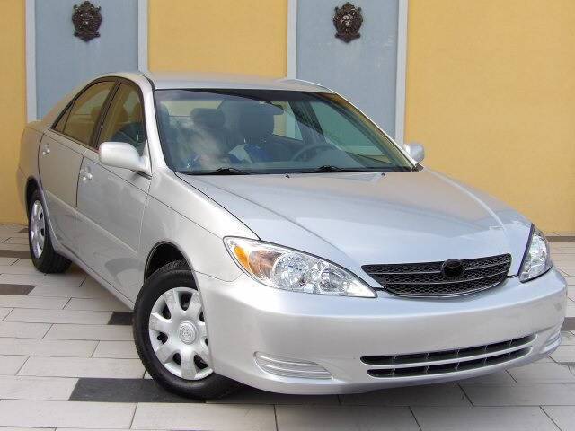 2004 Toyota Camry LE — Sedan — 232,922 mi — Lexington, KY