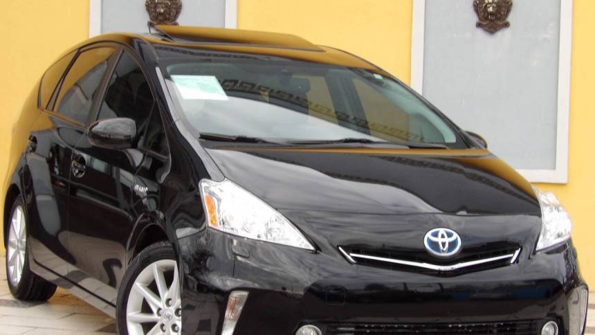 2014 Toyota Prius v Five — Wagon — 82,682 mi — Lexington, KY