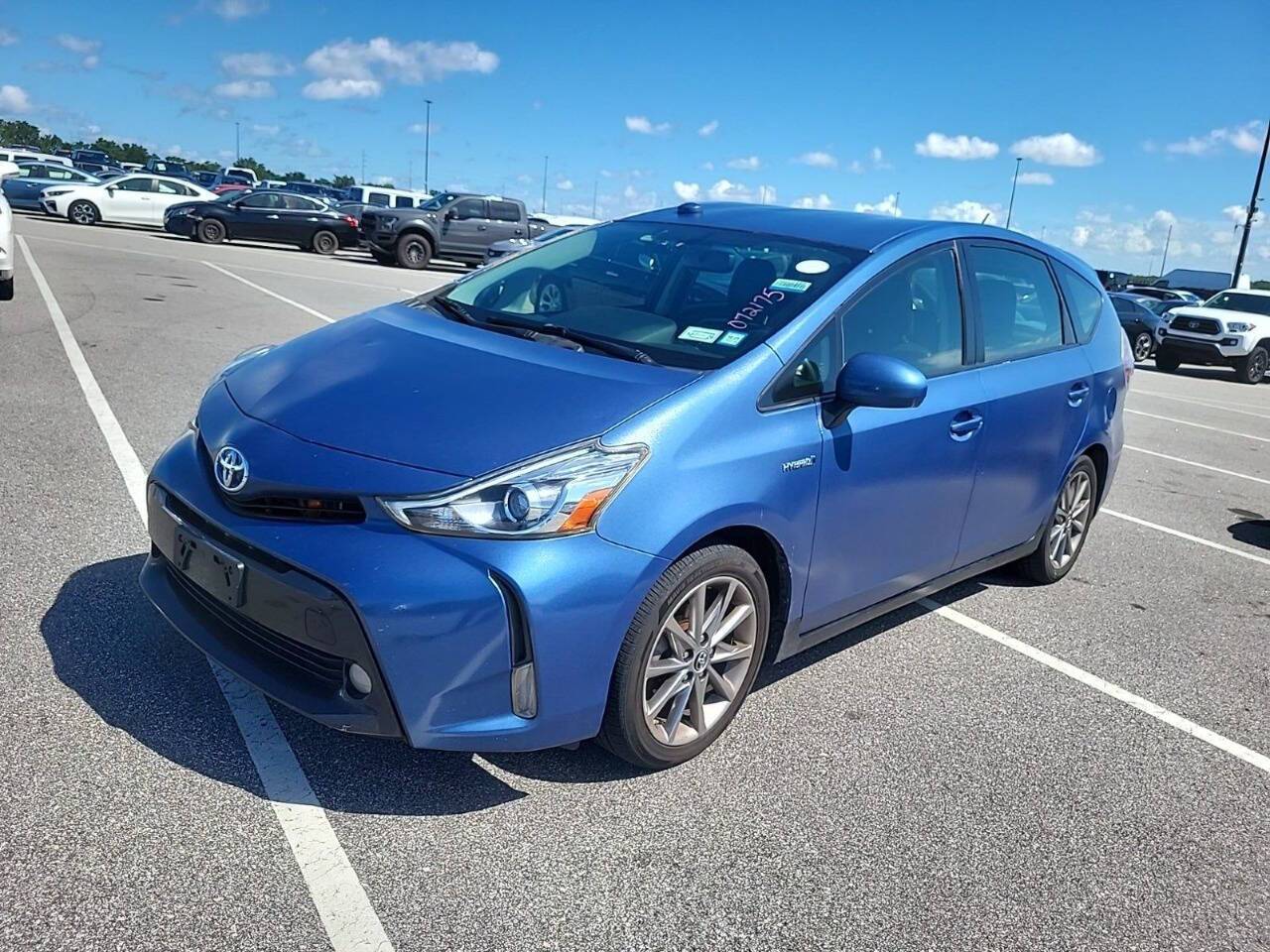 2017 Toyota Prius v Five — Wagon — 101,478 mi — Lexington, KY
