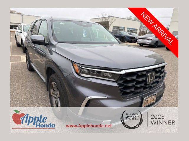 2025 Honda Pilot EX-L — SUV — 31,635 mi — Riverhead, NY