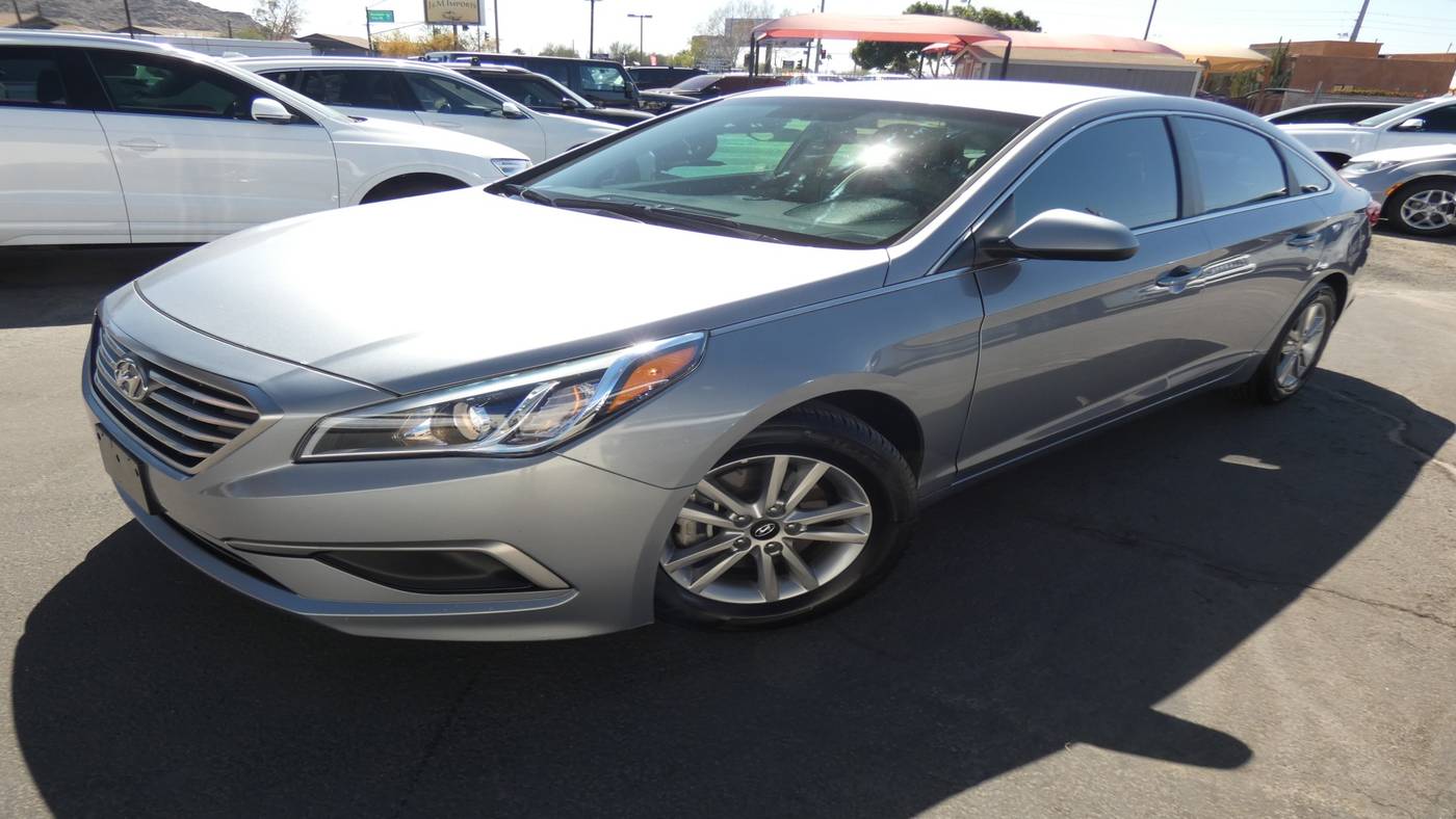2017 Hyundai Sonata Base — Sedan — 88,484 mi — Phoenix, AZ