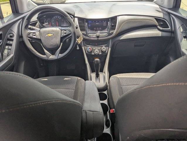 Photo 16