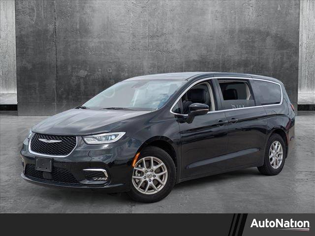 2023 Chrysler Pacifica Touring L — Minivan — 62,352 mi — Corpus Christi, TX