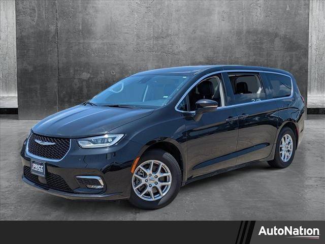 2023 Chrysler Pacifica Touring L — Minivan — 73,698 mi — Corpus Christi, TX