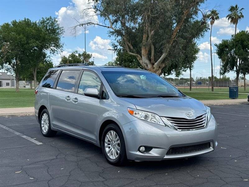 2016 Toyota Sienna XLE — Minivan — 111,045 mi — Mesa, AZ