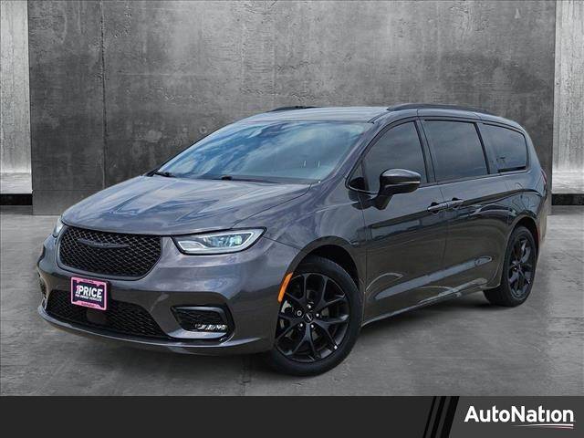 2023 Chrysler Pacifica Touring L — Minivan — 27,096 mi — Corpus Christi, TX