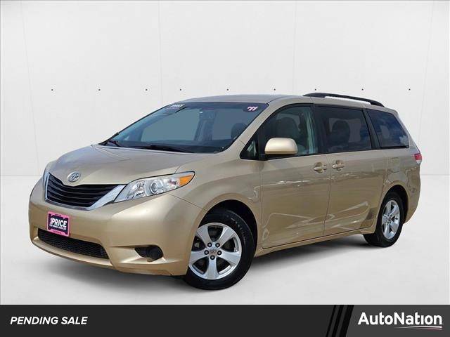 2011 Toyota Sienna LE — Minivan — 124,206 mi — Corpus Christi, TX