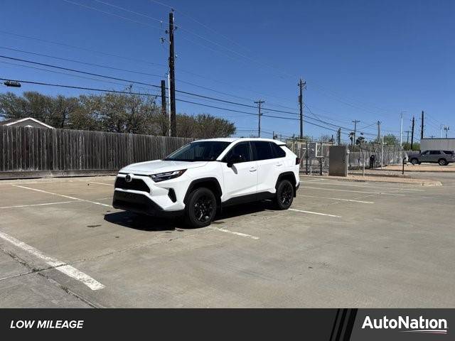 2025 Toyota RAV4 LE — SUV — 2,054 mi — Corpus Christi, TX
