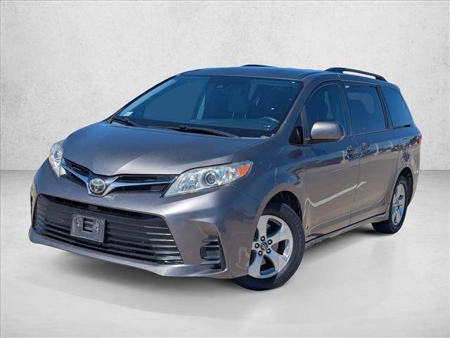 2018 Toyota Sienna LE — Minivan — 128,734 mi — Corpus Christi, TX