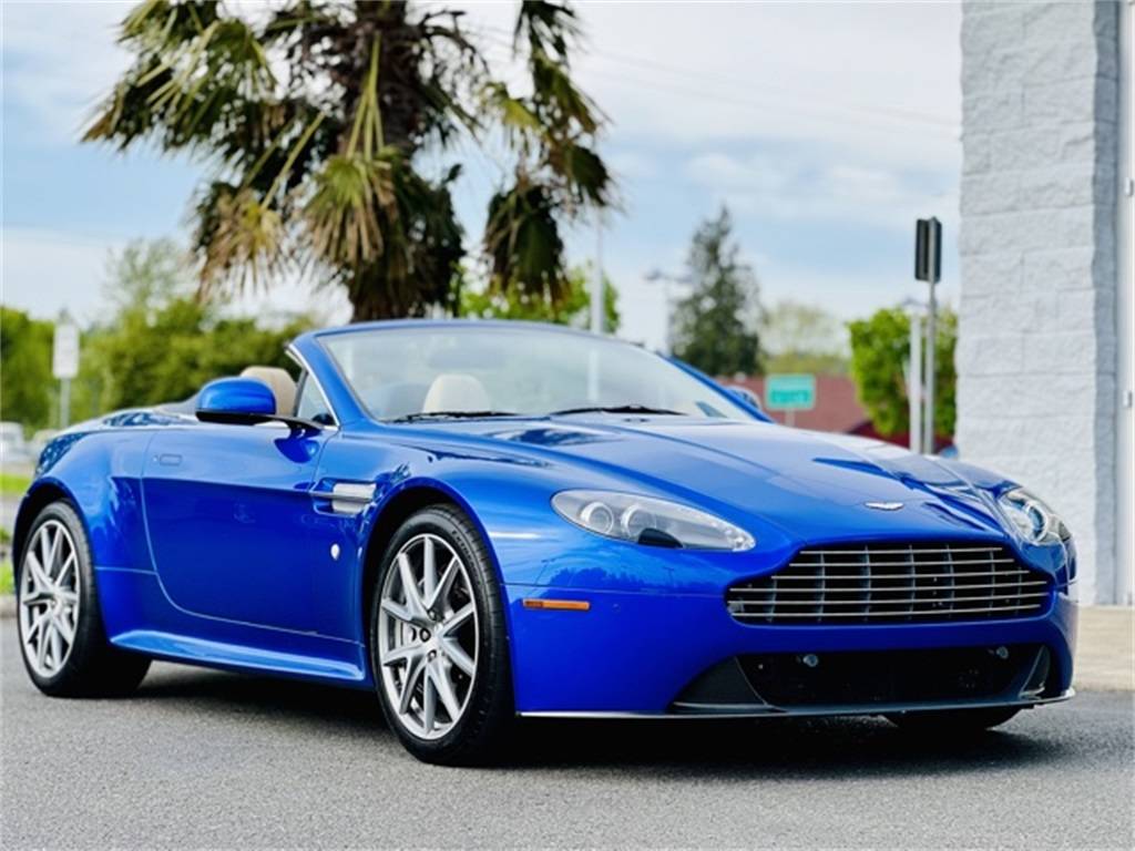 2011 Aston Martin V8 Vantage