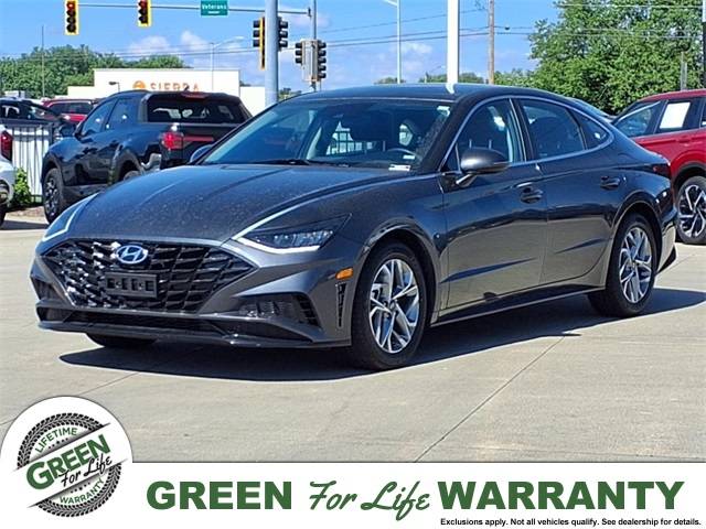 2023 Hyundai Sonata SEL — Sedan — 53,961 mi — Springfield, IL