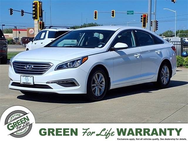 2015 Hyundai Sonata SE — Sedan — 118,256 mi — Springfield, IL