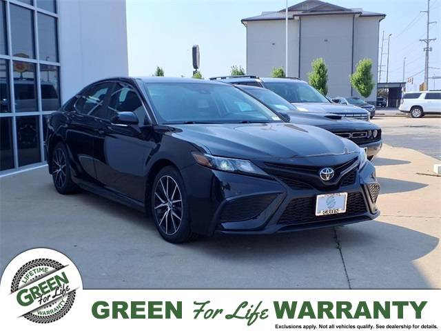2023 Toyota Camry SE — Sedan — 43,035 mi — Springfield, IL