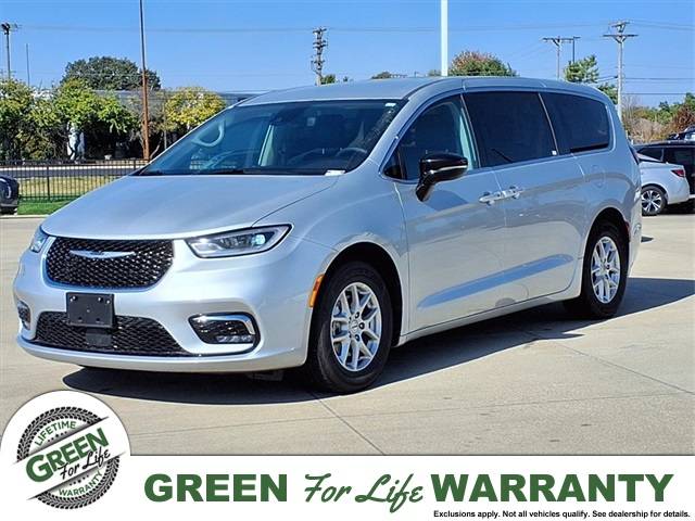 2024 Chrysler Pacifica Touring L — Minivan — 61,500 mi — Springfield, IL