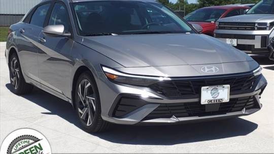 2024 Hyundai Elantra SEL — Sedan — 10 mi — Springfield, IL