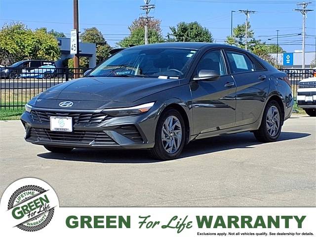 2024 Hyundai Elantra SEL — Sedan — 27,346 mi — Springfield, IL