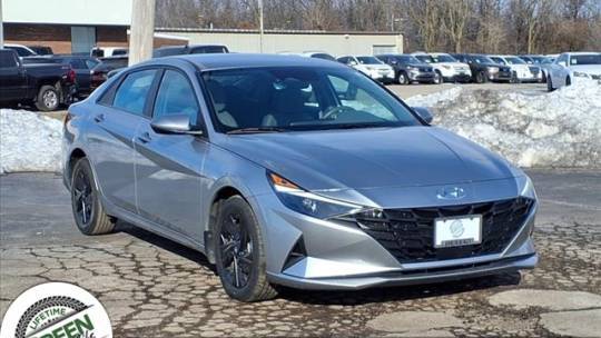 2021 Hyundai Elantra SEL — Sedan — 28,976 mi — Springfield, IL