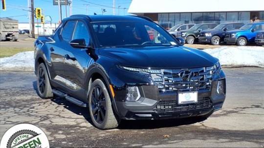 2024 Hyundai Santa Cruz NIGHT — Pickup Truck — 4,360 mi — Springfield, IL