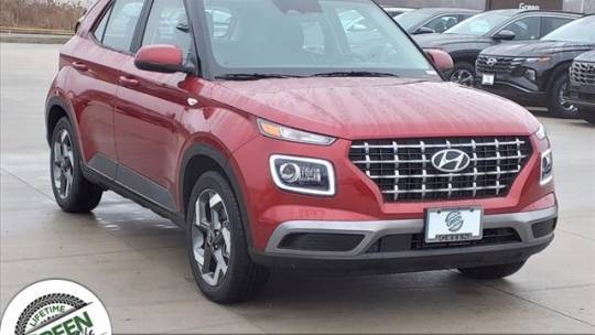 2024 Hyundai Venue Limited — SUV — 5,615 mi — Springfield, IL