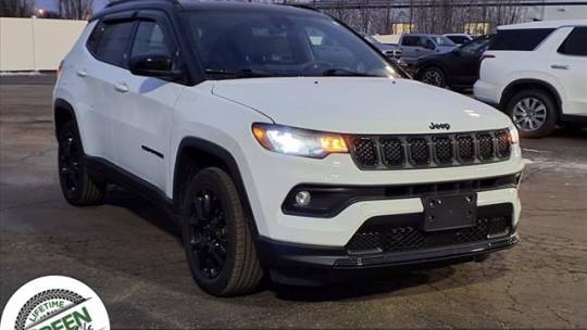 2023 Jeep Compass Altitude — SUV — 14,452 mi — Springfield, IL