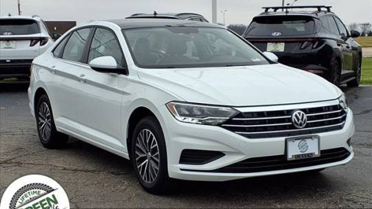 2020 Volkswagen Jetta SE — Sedan — 21,625 mi — Springfield, IL