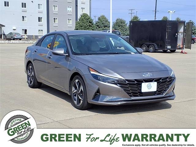 2023 Hyundai Elantra Limited — Sedan — 12,602 mi — Springfield, IL
