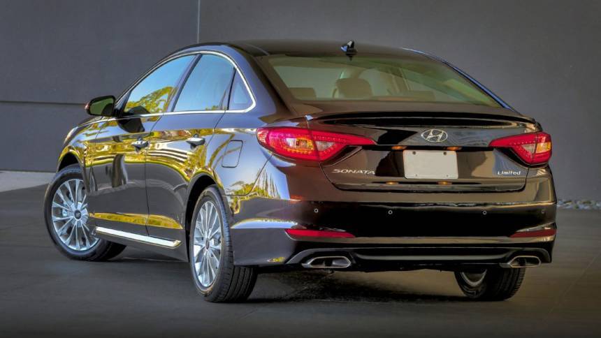 2015 Hyundai Sonata Limited — Sedan — 91,433 mi — Springfield, IL
