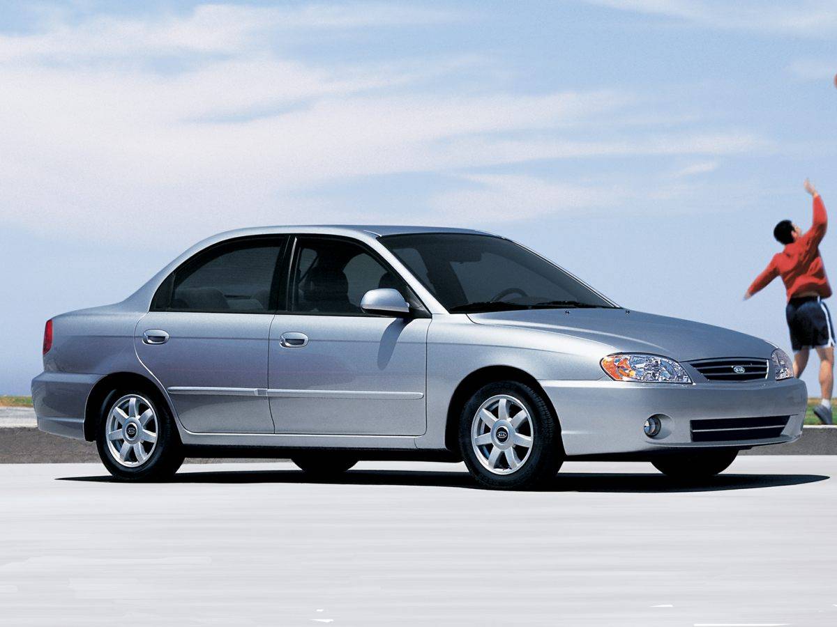 2004 Kia Spectra LX — Sedan — 168,001 mi — Springfield, IL