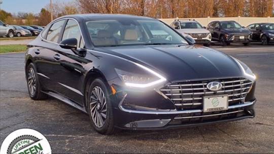 2023 Hyundai Sonata Hybrid Limited — Sedan — 71,042 mi — Springfield, IL